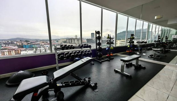 Oceanfront Designer Apartment PH The Sands, Next to Hilton - Foto 3, Sala de fitness