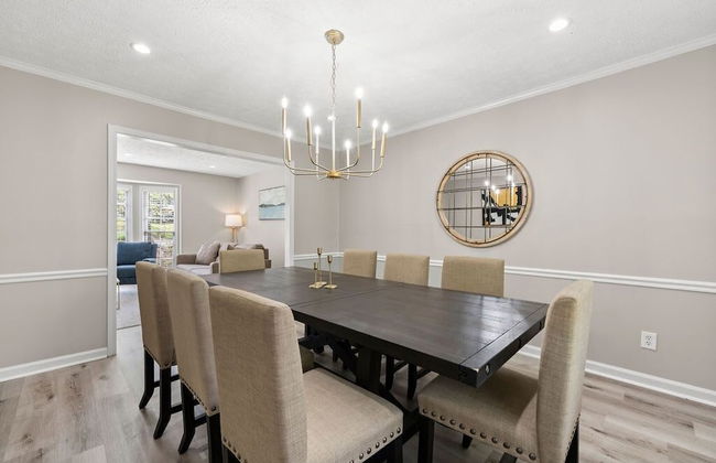 Beautiful Newly-renovated Home in Indian Hills - Foto 15