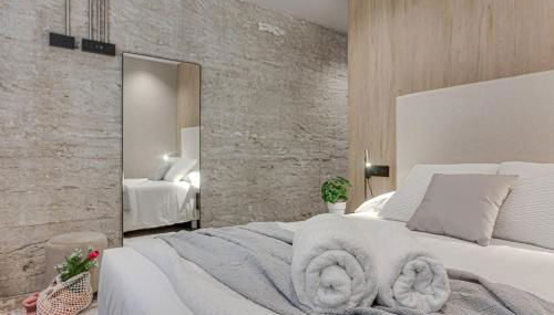 Metropolitan Boutique - Photo 3, Other