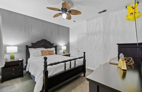 Entire Private Home with 5 Bedrooms 4 Bathrooms 3000 Sq ft Villa, Pool, Hot Tub, Nature, Garage, Winery, Available Now - Foto 66