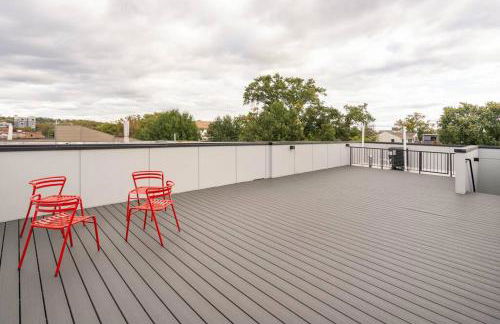 DC Penthouse with Rooftop view Free parking and WiFi WIFI Capitol View 3 - Foto 13