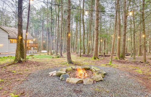 Fire Pit, Games and Outdoor Fun! Poconos Retreat - Foto 29