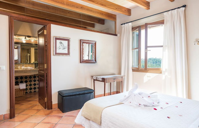 Es Pinar in Alar With 4 Bedrooms and 4 Bathrooms - Foto 26