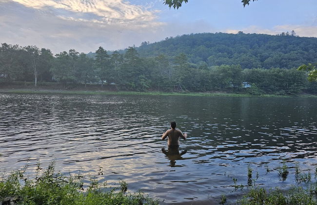 Pocono Dog-Friendly Home on River - Foto 27