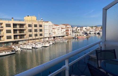 "Rooftop One" jacuzzi - plein sud - 2 chambres sur les canaux - Foto 8
