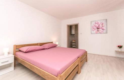 7 Bedroom Awesome Home In Polaca - Foto 35