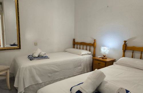 Bungalow with Private Pool 15 Minutes from the Sea- La Siesta - Foto 7