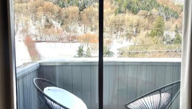 Le Nid Slow - Appartement avec Terrasse Panoramique sur le Sancy - Foto 3