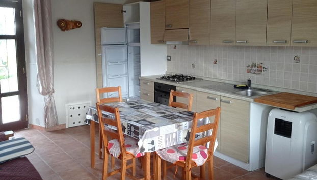 1-bed Apartment Sleeps 2 - Free Parking and Garden - Photo 5, Restauration