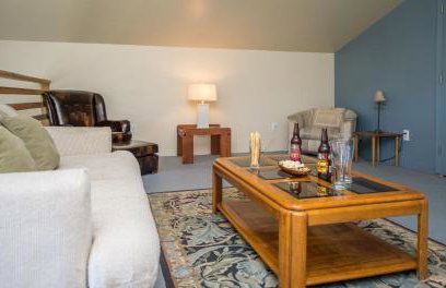 Tide Pool! PERFECT Location! AMAZING views! Short Walk to Beach! Hot Tub!! Game Room!! BBQ!! Fast WiFi!! Dog Friendly! - Foto 37