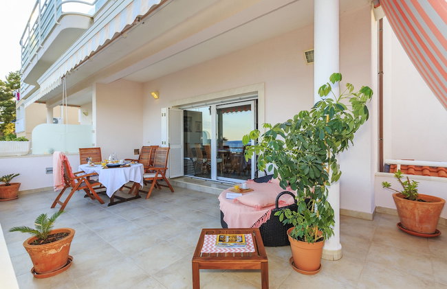 Holiday home Lola, sea on a palm! HEATED POOL - Photo 19