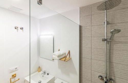 Allo Apartments Morenos II 1ºC Centro 2 Habitaciones - Foto 9