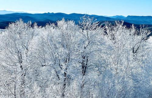 Sugar Mountain Condo, Sleep 4, Deck Mountain Views - Foto 44