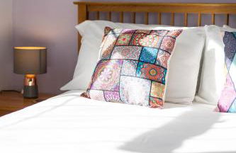 Oak House in Mid Wales with Log Burner By Seren Short Stays - Foto 3