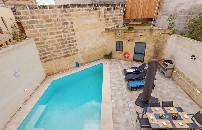 Nadurin, Gozitan Villa 7 Bedr. & 2 Pools - Photo 23