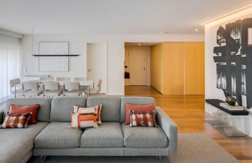 SONIA Travels - Photo 44