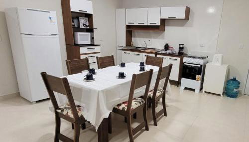 Apartamento Novo Próximo a pontos turisticos - Foto 3, stove, minibar