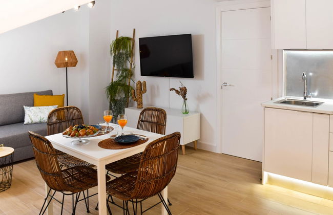 Atico Trinidad 1bedr - Photo 4