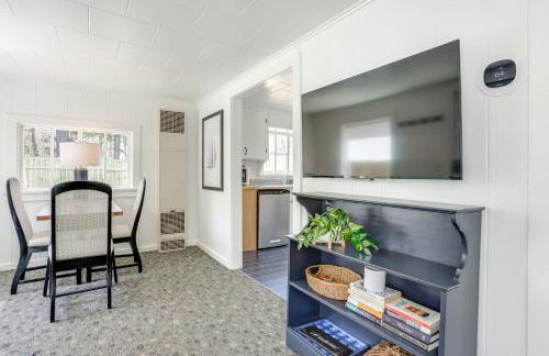 Swim, Hike and Unwind Frankfort Cottage with Fire Pit - Photo 5