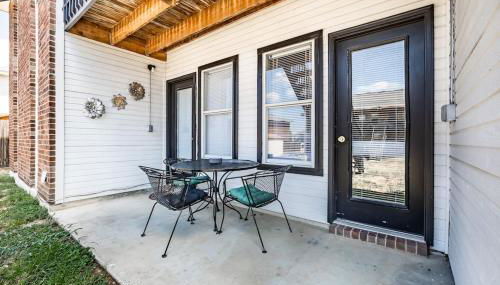 ZRoyal Stay 2BR Near Fort Cavazos - Ideal for TDY, Travel Nurses, Contractors & Extended Stays - Photo 4