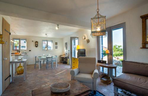 Secluded stone villa with private pool & garden - Foto 33