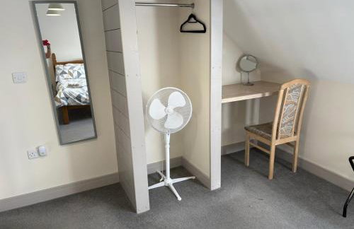 Poachers Hut 1-bed Cottage, Sleeps 2, Pet Friendly - Foto 57