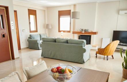 Luxury Maisonette with Pool - Foto 3