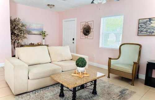 Poolside Suite APT 15 min from ThemeParks & MCO - Foto 15