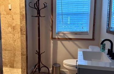 Stylish 1940s Home with Barn Guest House - Foto 38