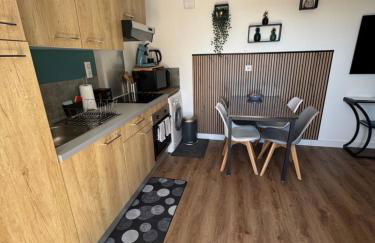 Logement avec terrasse et parking - Photo 11