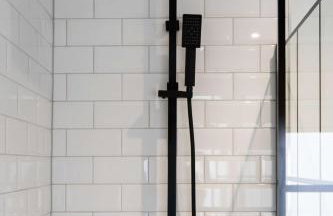 Luxury Renovated Bungalow with wheel chair access, Hot Tub and Fire Pit - Foto 14