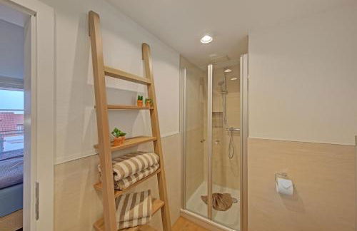 Endlich Theda - Foto 16