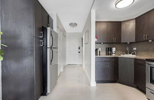 Waterfront Studio Condo in the Heart of Miami - Skyline & Bay Views - Foto 33