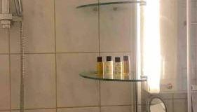 Tübingen Denzenberg / MIT GARTEN / FREE Parking - Foto 2, Shower