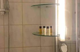 Tübingen Denzenberg / MIT GARTEN / FREE Parking - Foto 2