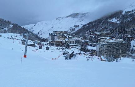 Mailh- Massibé 1 chambre 5 pers draps serviettes inclus parking près du ski tout confort - Foto 1