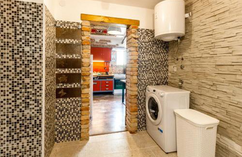 Industrial style studio house Eni, with Parking, BBQ, AC in Marčana, Ferienwohnung - Foto 22