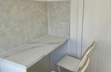 Lochside Hub - Photo 5