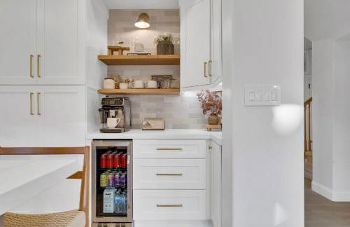 Luxury Retreat with Private Yard close to Beaches and FIFA Sleeps 10 - Foto 23