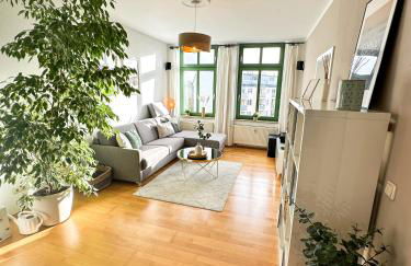 Helle geräumige 3R City-Wohnung, Balkon und TV Streaming - Foto 2