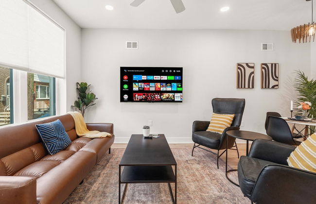 Stylish Near Stadiums & Nightlife Game Room - Foto 42