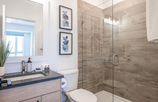 Grizzly Ridge Getaway Brand New, Hot Tub, Sleeps 11 - Photo 15