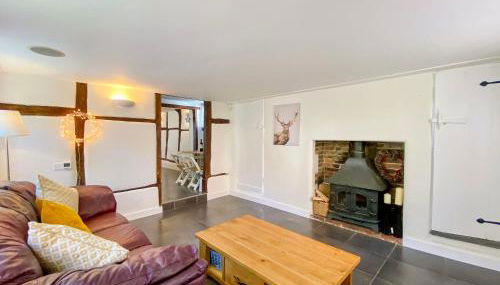 Mortimer Cottage - Photo 2