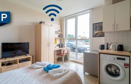 schöne 1-3 Bett FeWo in Staßfurt - Foto 1