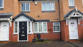 Modern 4-Bed House-Close Links to M5 & M6 - Foto 2