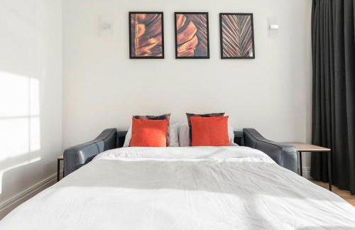 Modern aptmt, 2 Stops to Central London, Smart lock, Netflix - Foto 20