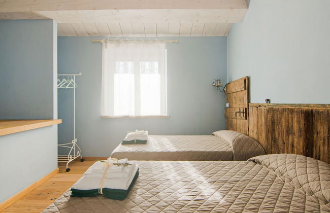 Chic Villa in Acqualagna with Hot Tub in Pool & Private Garden - Foto 3