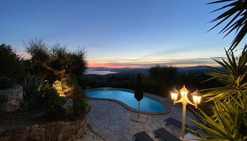 Charmante Villa mit Pool und Panorama-Meerblick in den Golf von Saint-Tropez - Villa Montmajour - Foto 2