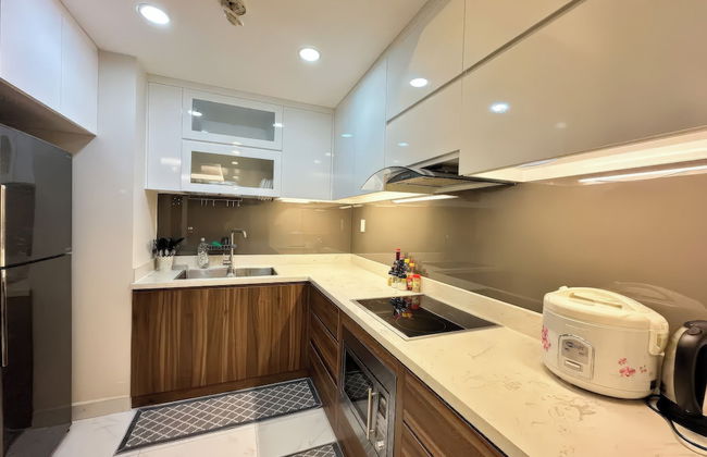 Genius SaiGon - Sunrise City View D7 - Photo 27