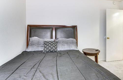 Extended Stay in Sugar Land! Family Home with Yard - Foto 20